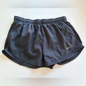 Nike Women’s Black brief lined Running DRI FIT shorts XL